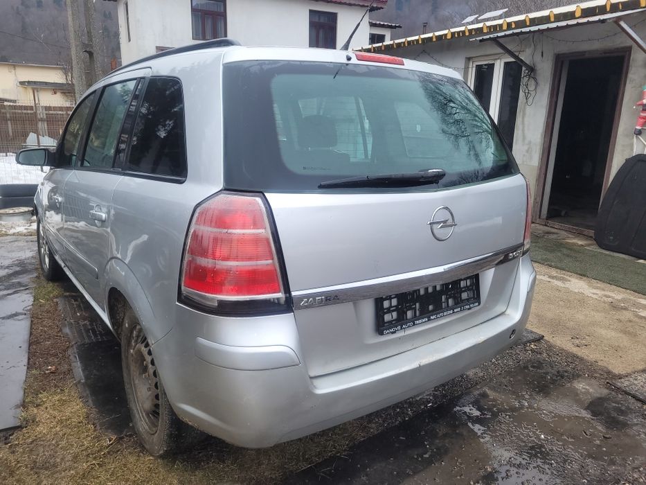 Haion, capota, aripii Zafira B 1.9cdti