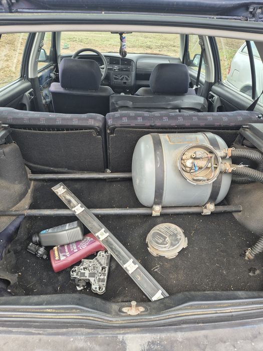 Голф 3  1.8 синхро 4х4 бракуван