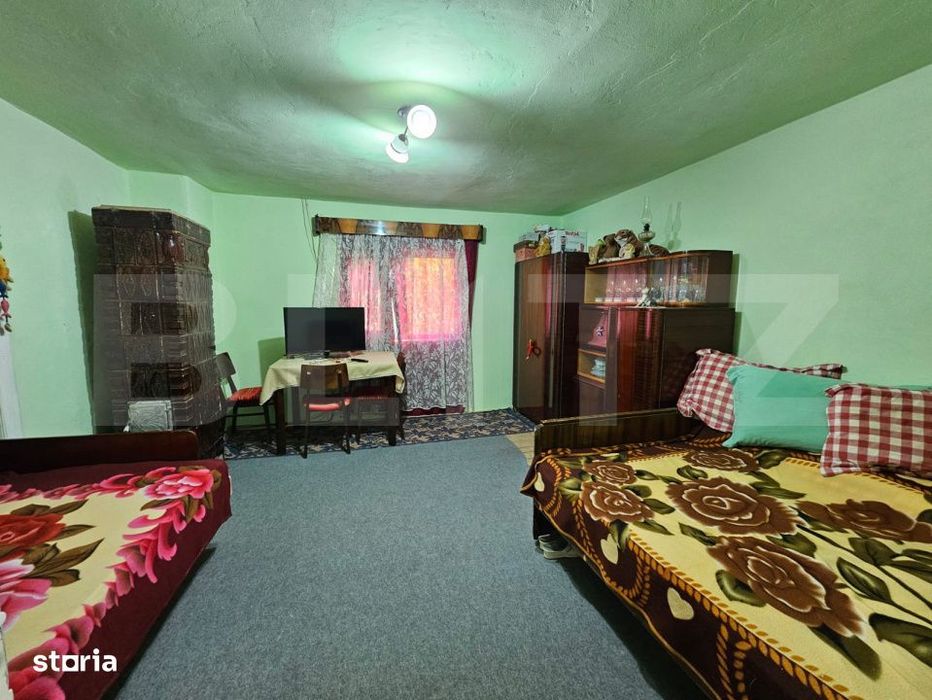 Casa de vanzare, 260 mp, zona Vest