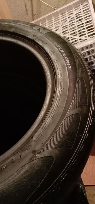 Продам резину летние 225/60 R 17