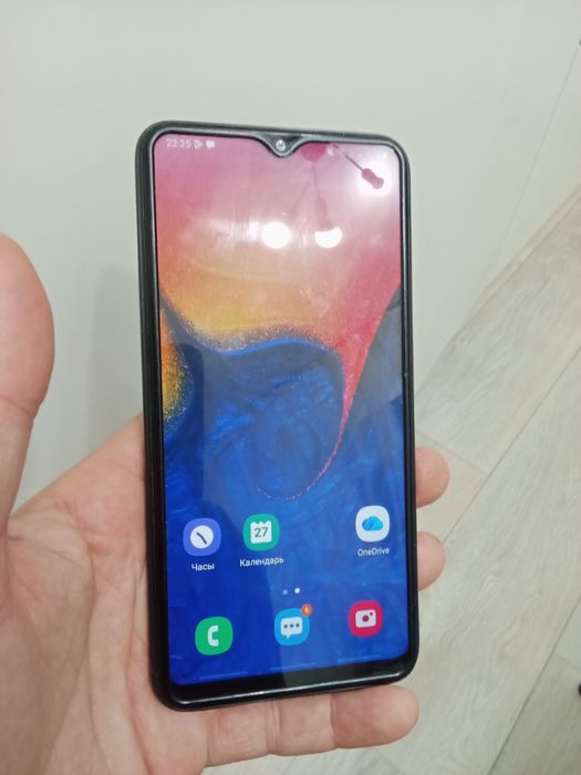Телефон смартфон Samsung a10