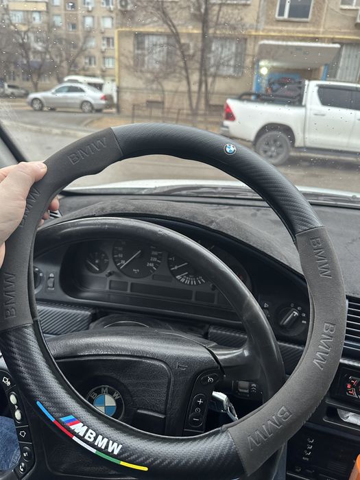Чехол руля на BMW