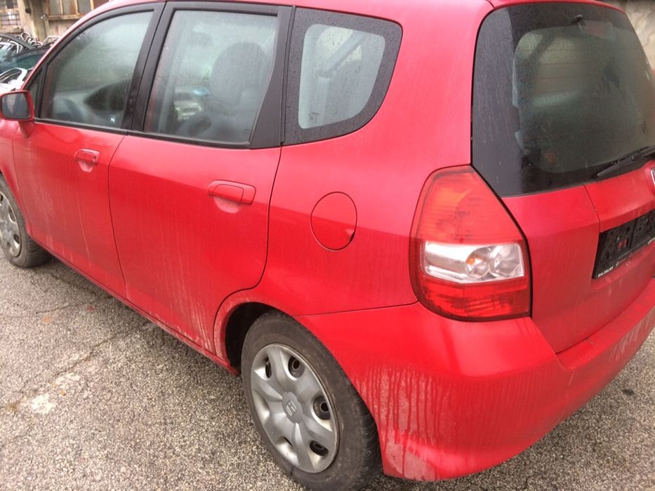 Honda Jazz 1.4i 83к.с на части