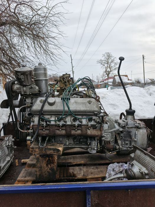 Двигатель с КПП с хранения.