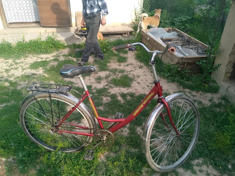 Продаю велик целый