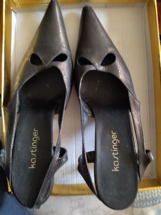 Продаются туфли женские