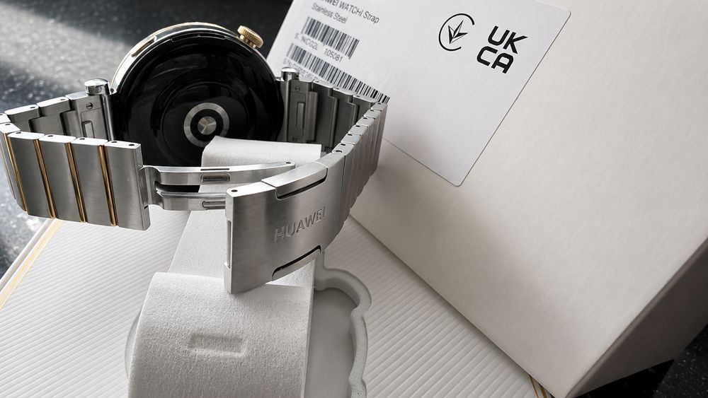 Smartwatch premium pentru damă Huawei Watch GT 4 (varianta delicată de 41mm)