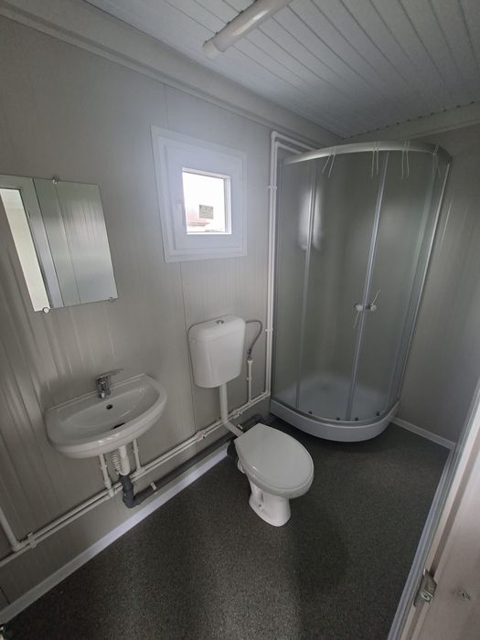 Teren vânzare, intravilan cu anexă gospodărească (container)