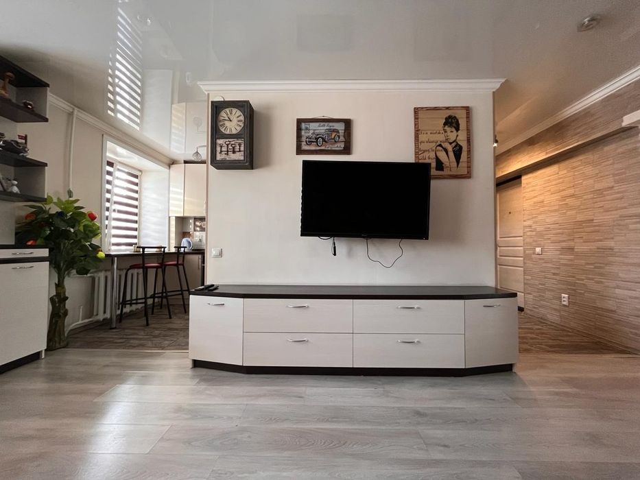 Аренда студии на Абдирова кондиционер, смарт