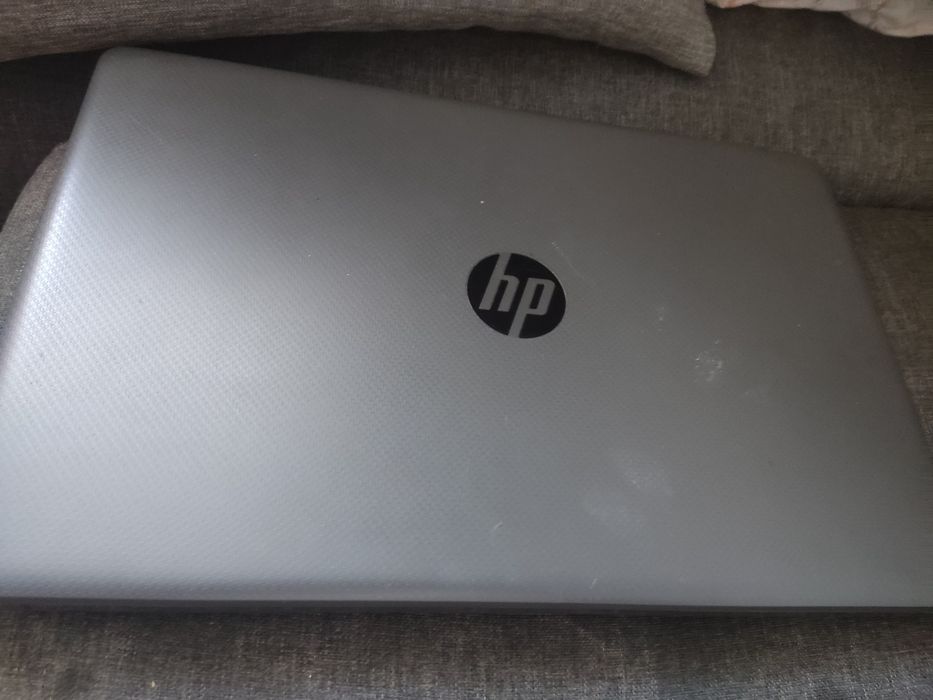 Laptop HP HQ-TRE