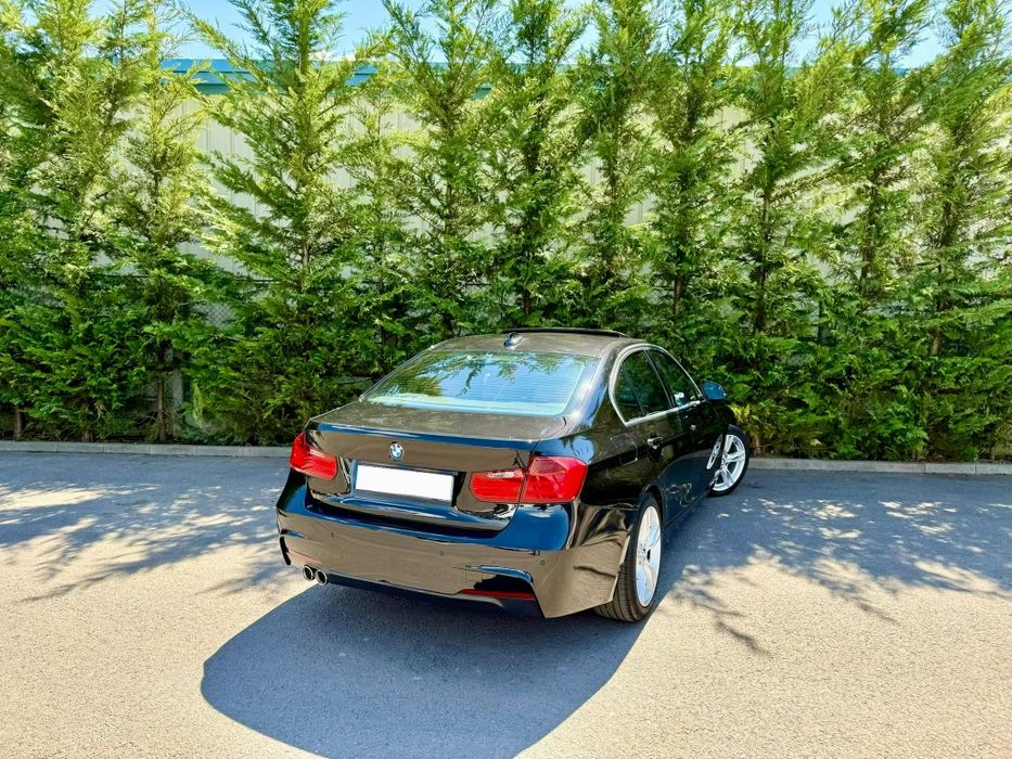Vand BMW F30 320d Ceasuri digitale/ M-Pack/ Scaune electrice/Trapa/ Bi-Xenon
