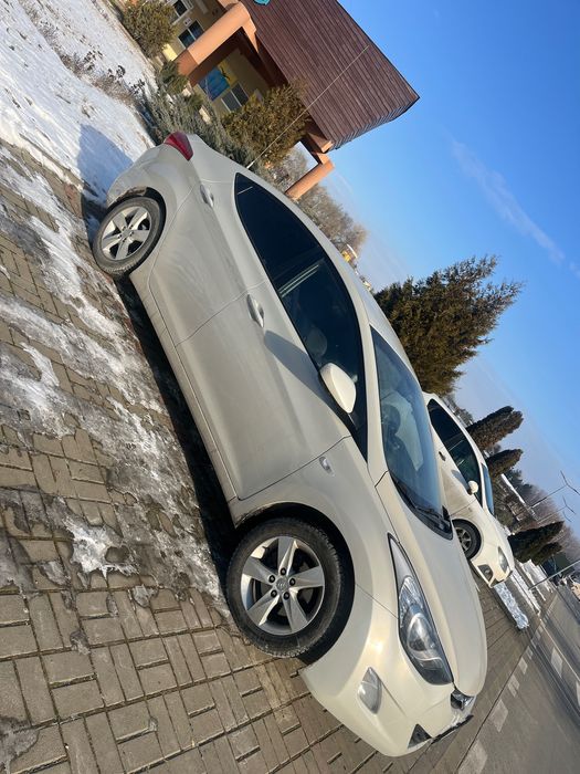 Hyundai Elantra 2013 – 1.6 benzină aspirat natural