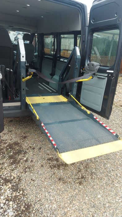 Elevator Lift hidraulic pt Pers cu disabilități, 350kg