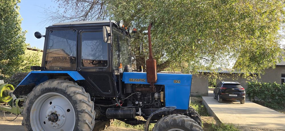 Mtz 82.1 sotiladi