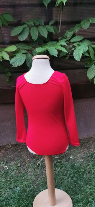 Costum gimnastica Rosu