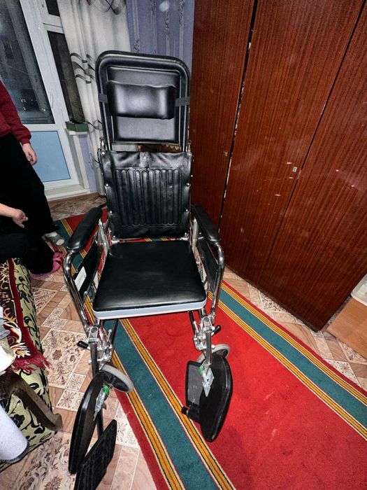 Инвалидная коляска
