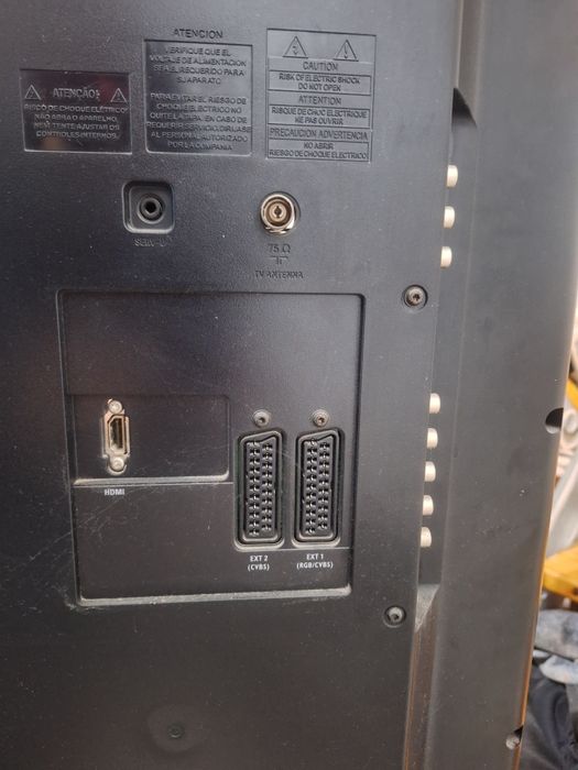 Продам телевизор 15000