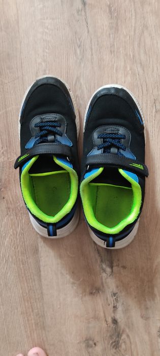 Кроссовки на мальчика
