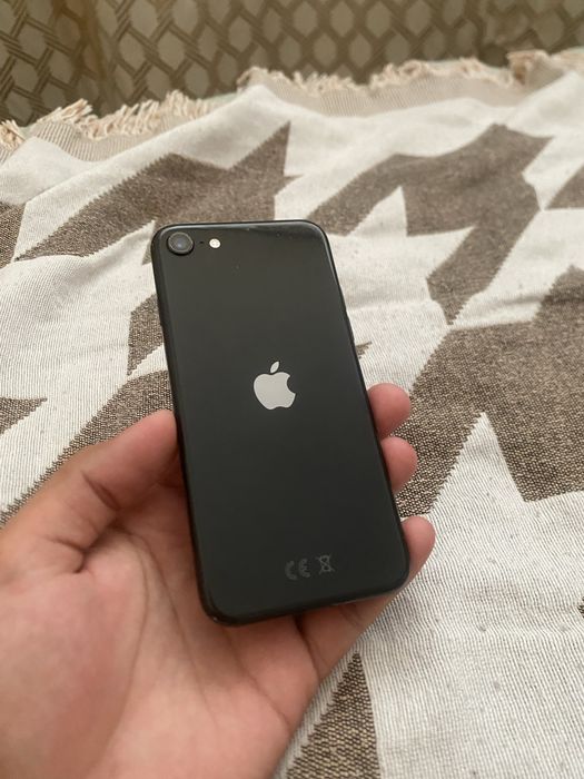 Продам iphone SE2
