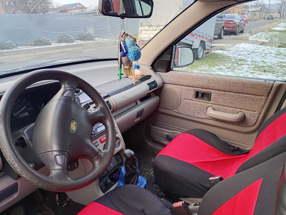 Se vinde auto land rover