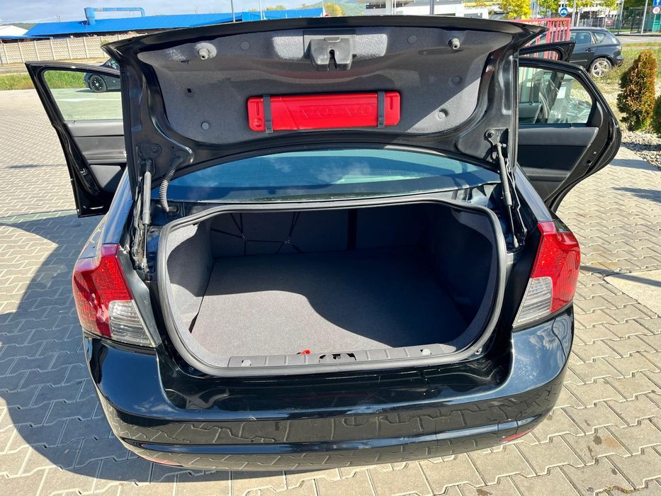 Vând Volvo s40 2010