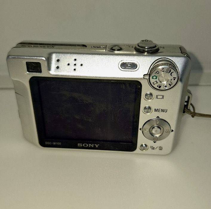 Sony Cyber-shot DSC-W100 компактен дигитален фотоапарат