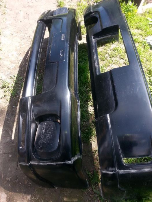 Продам бампер на Субару Форестер