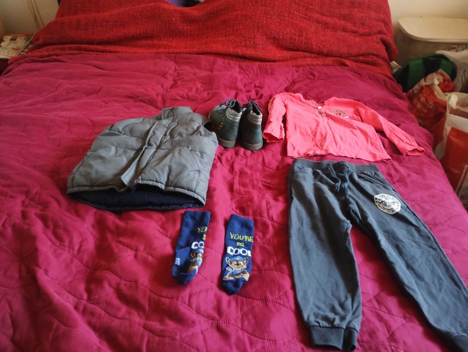 Детски дрешки втора употреба