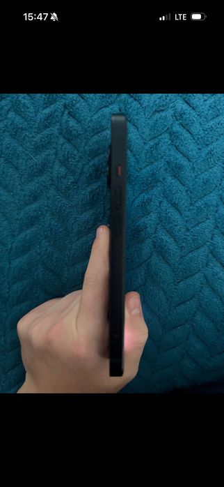 iPhone 13 in stare aproape perfecta