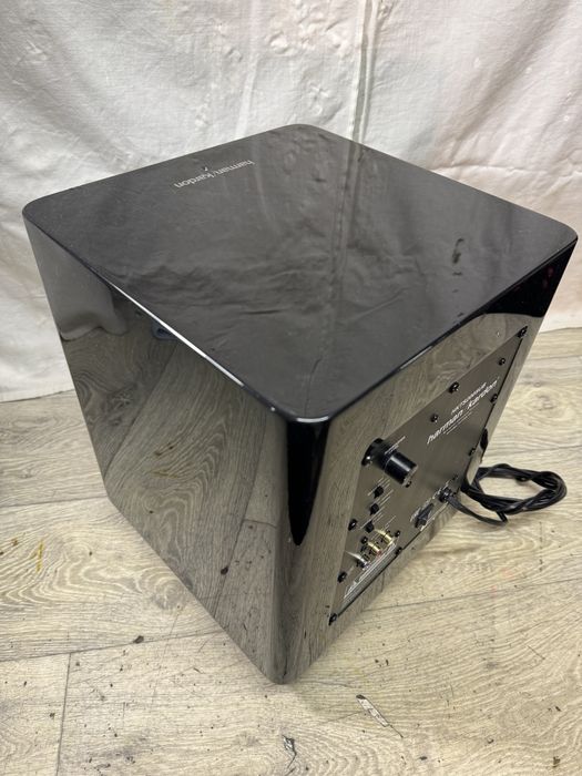Активен Subwoofer Harman Kardon