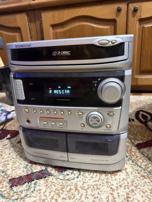 Combina muzica soundwawe