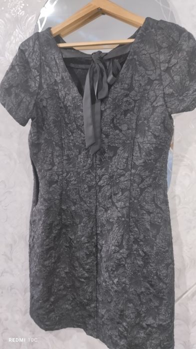 Продам платье нарядное