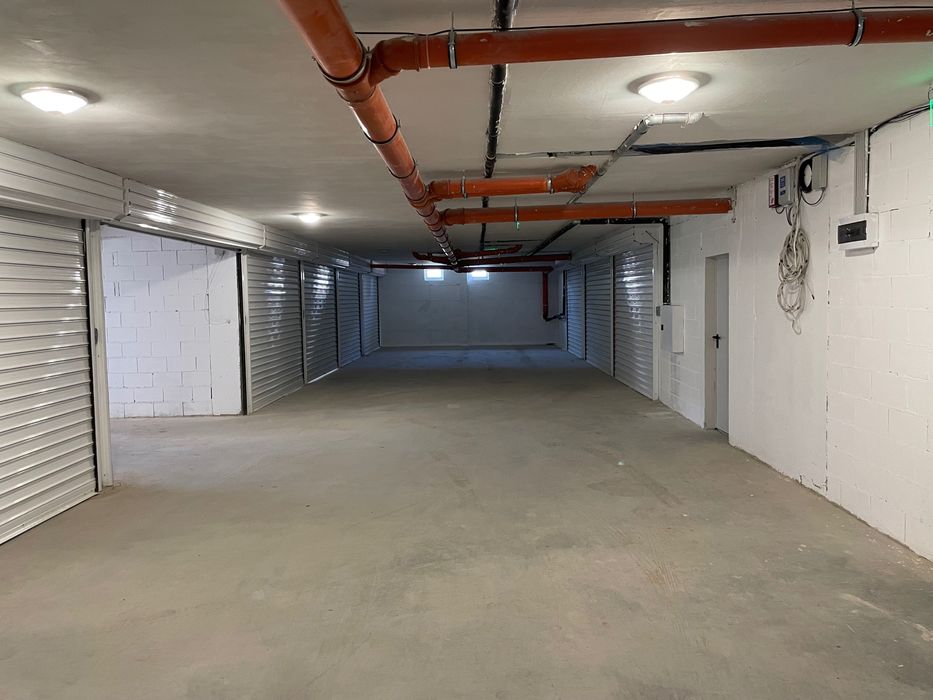 Дава се под наем Гараж / Паркомясто в Пловдив, Център - 35 кв.м за 147.9 € - Снимка #4