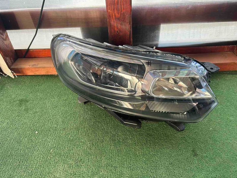 фар десен Citroen Jumpy Spacetourer xenon след 2016г. #536S.