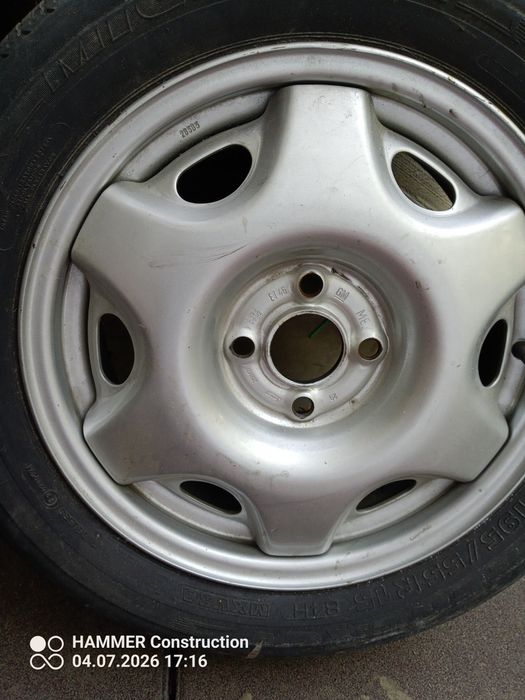 Vînd cauciucuri cu jante Opel,Fiat