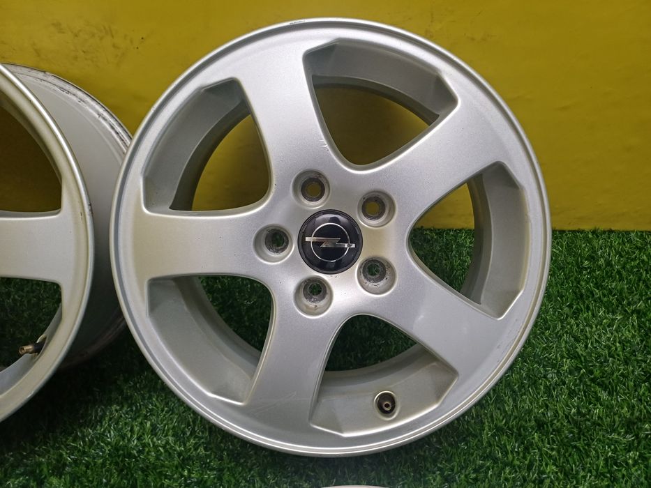 Диски R15 5×110 на Opel.