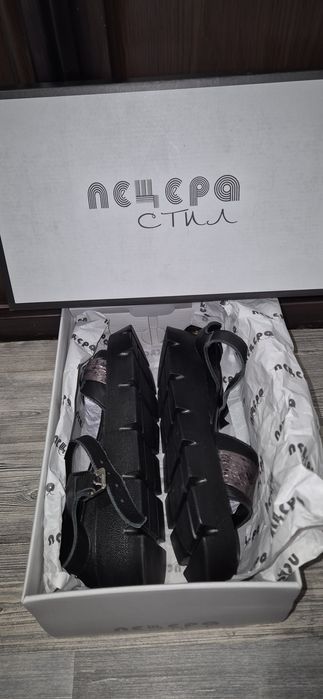 Дамски сандали Пещера