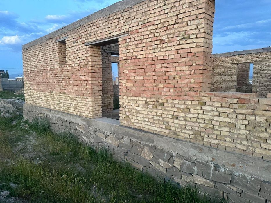 Продам дом недостройный