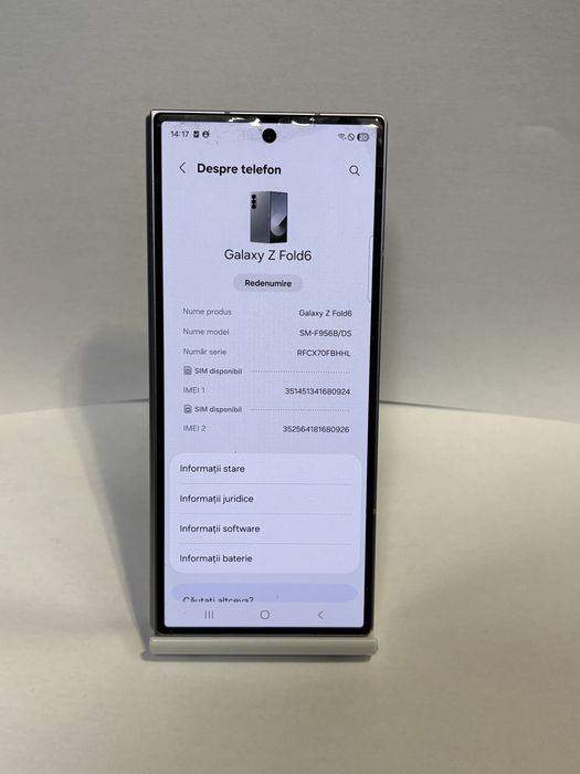 MDM vinde: Samsung Z Fold 6, 256GB, Silver Shadow.