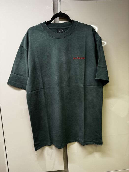 Много висок клас тениски Balenciaga