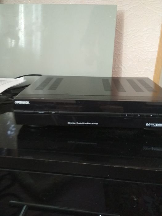 Антенна спутниковая