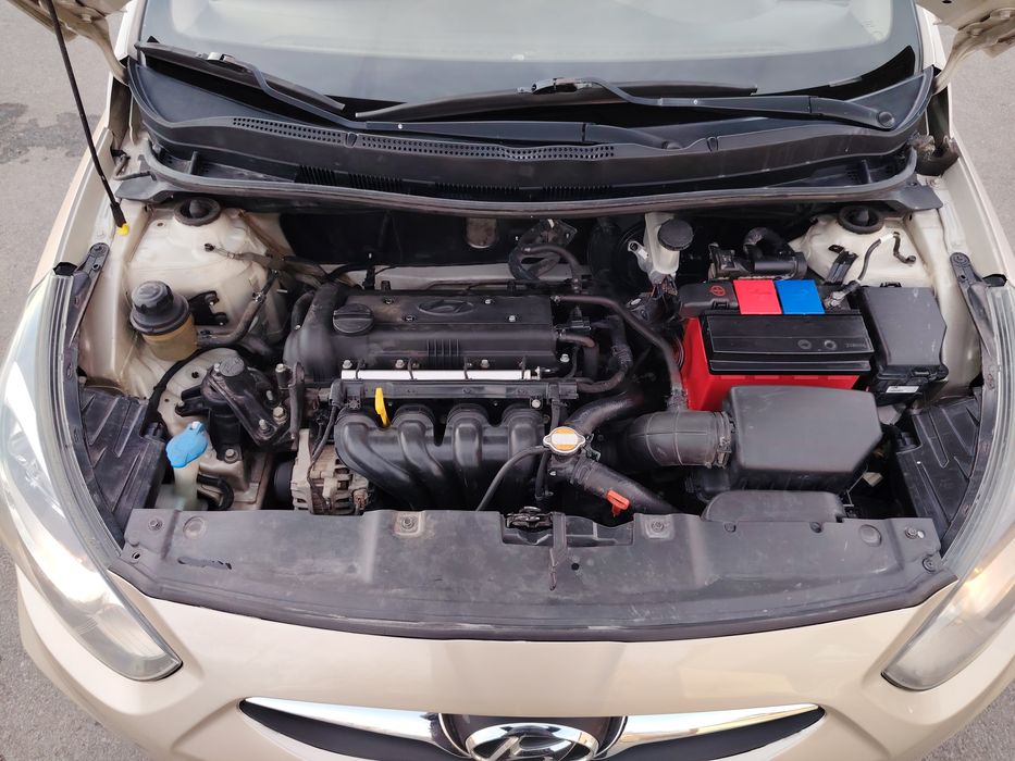 Хюндай Акцент 2011год