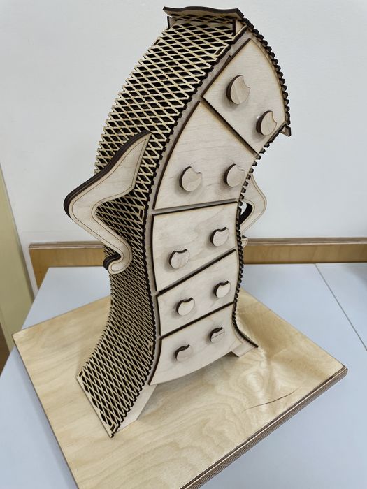 Мини шкаф за бижута и аксесоари