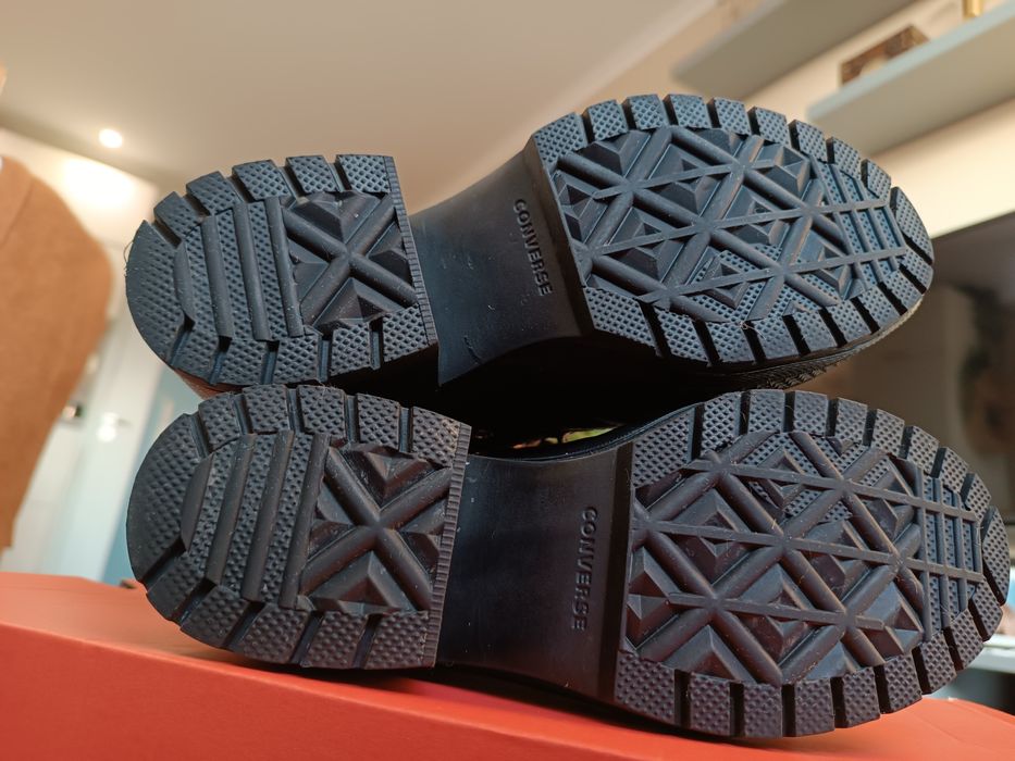 Нови кецове converse