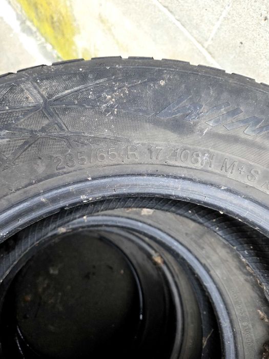 Гуми 235/65R17 vredstein
