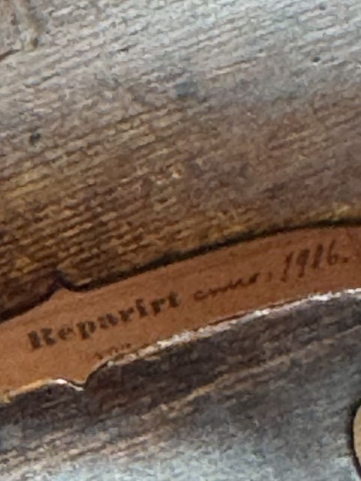 Vand o vioara veche 1880 facuta de fratii Wolff