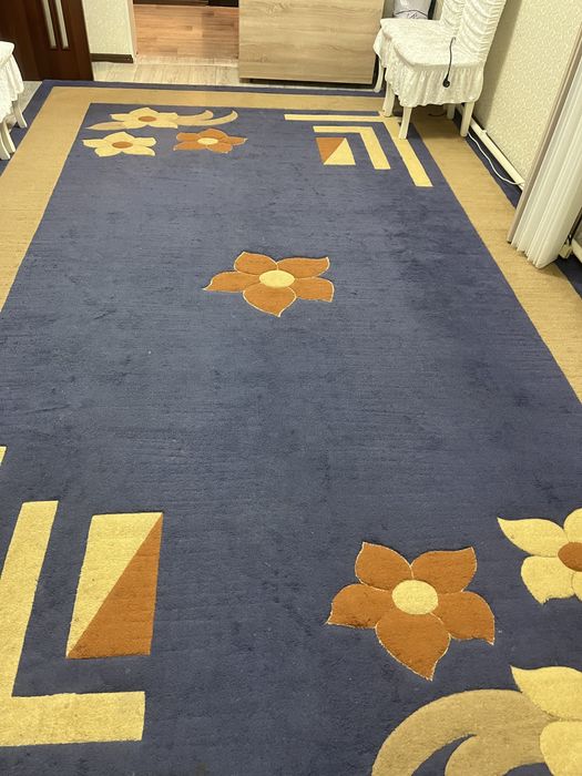 Продам ковер для зала