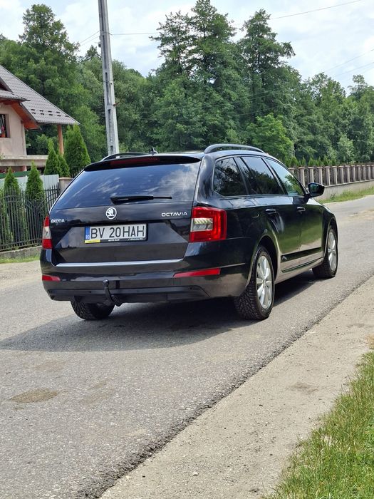 SKODA OCTAVIA III * ELEGANCE * Cutie de Viteze AUTOMATĂ * DSG 7 + 1* Negru Saphire * Navigatie * Tempomat * Km Reali * PDC* UNIC PROPRIETAR  ROMÂNIA *