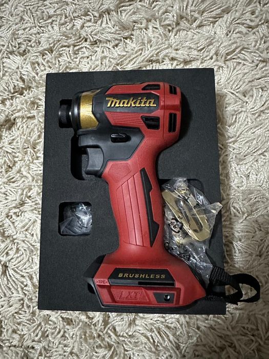 Makita DTD173 легендарный