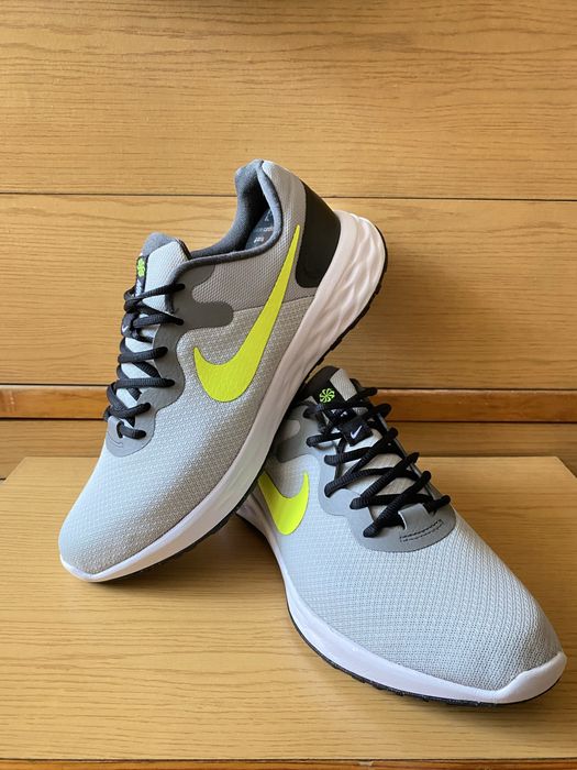 NIKE  REVOLUTION  6  номер  45,5